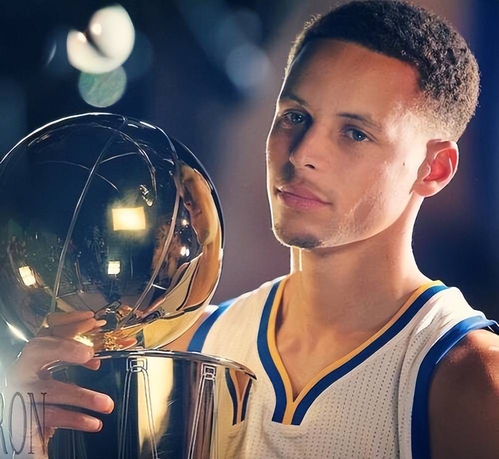 表现为法国 表现为法国