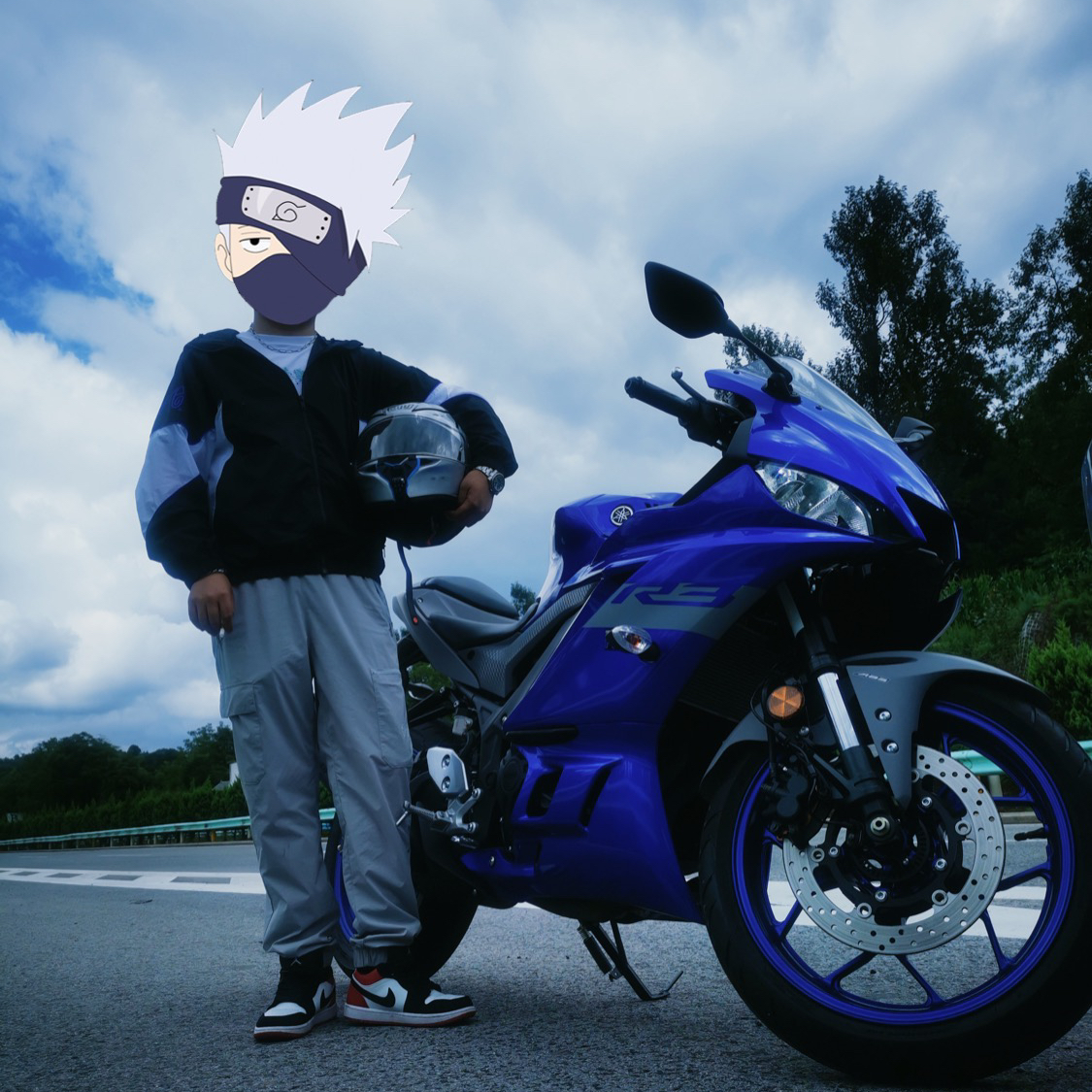 em